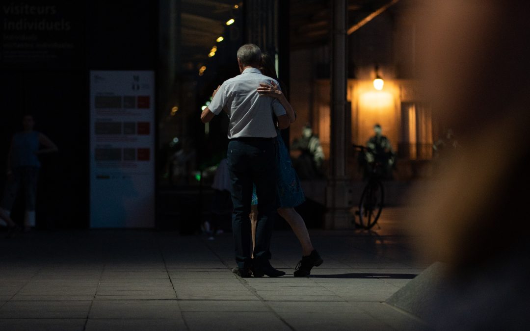 Pourquoi et comment danser le tango argentin te change.